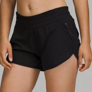 Lululemon Tracker Short 2.5”, Size 4, Black